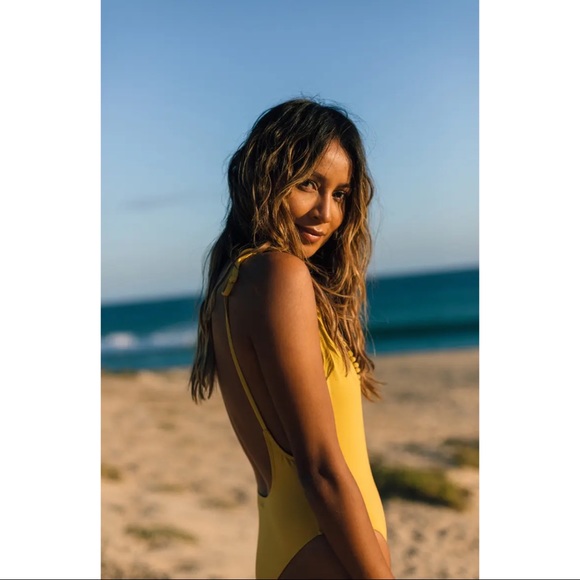 Billabong ‘Last Sun’ One Piece - Picture 8 of 13